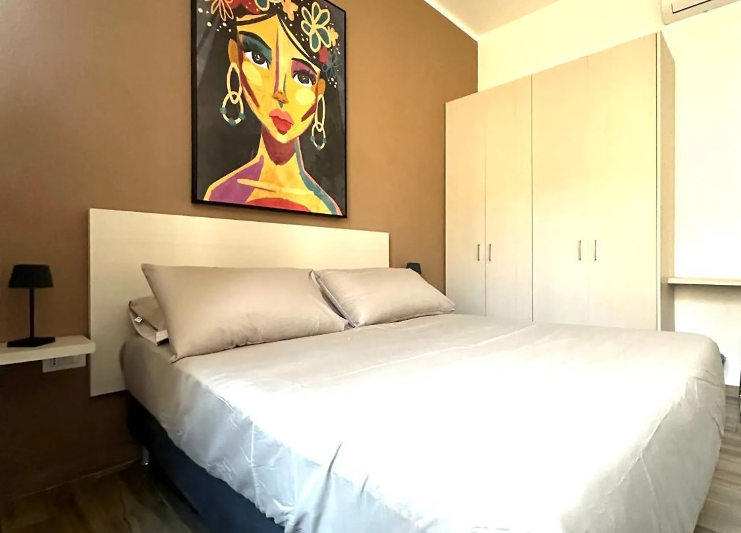 Apartment Dimora Centrale Home Naples Italy