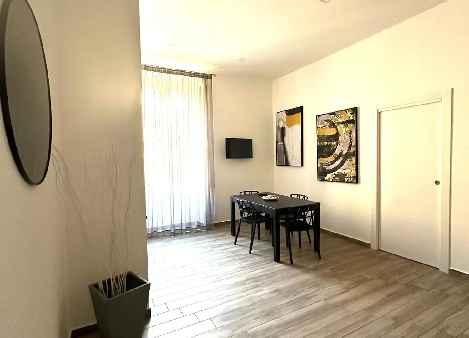 Apartment Dimora Centrale Home Naples