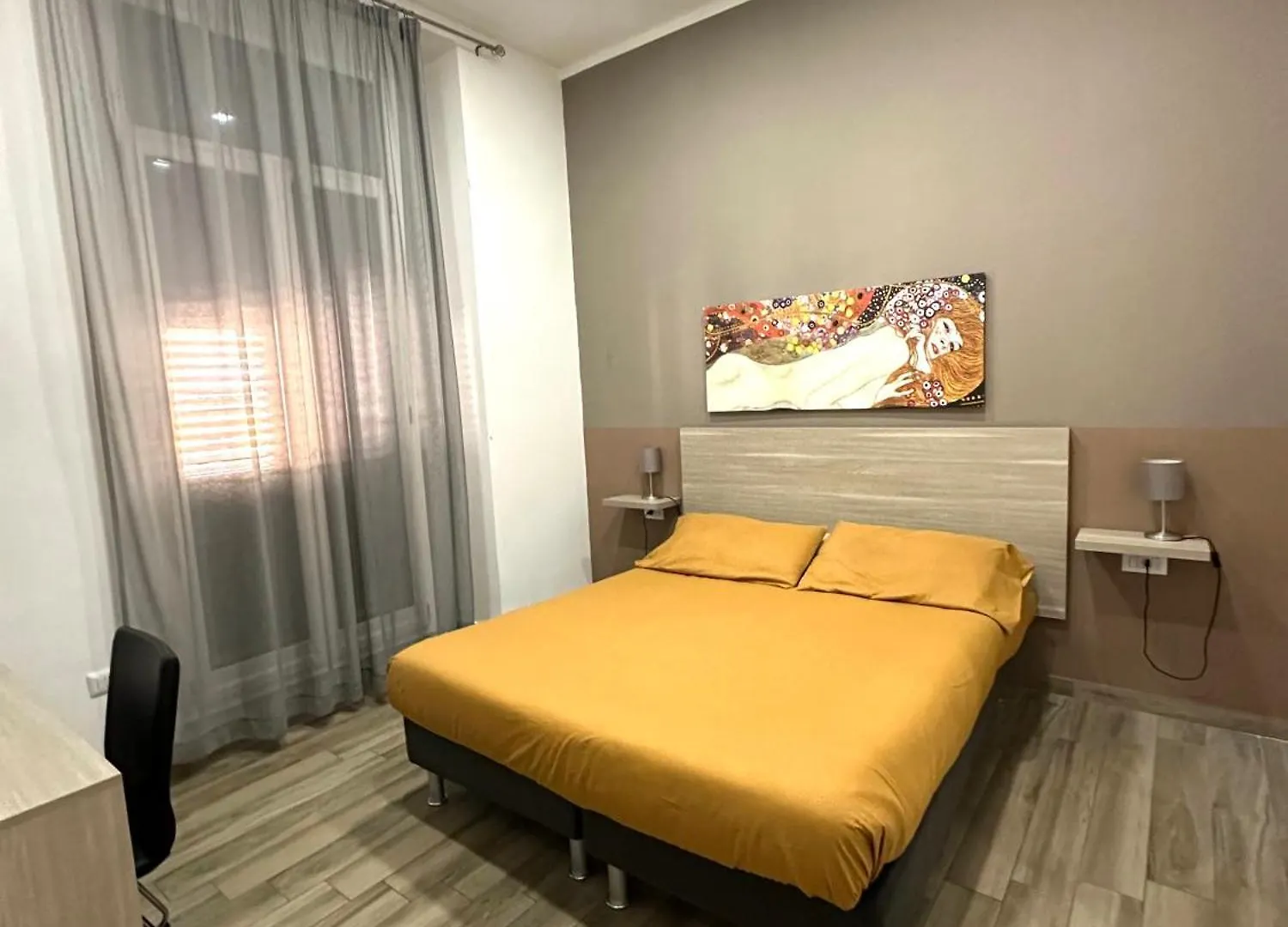 Dimora Centrale Home Naples Apartment